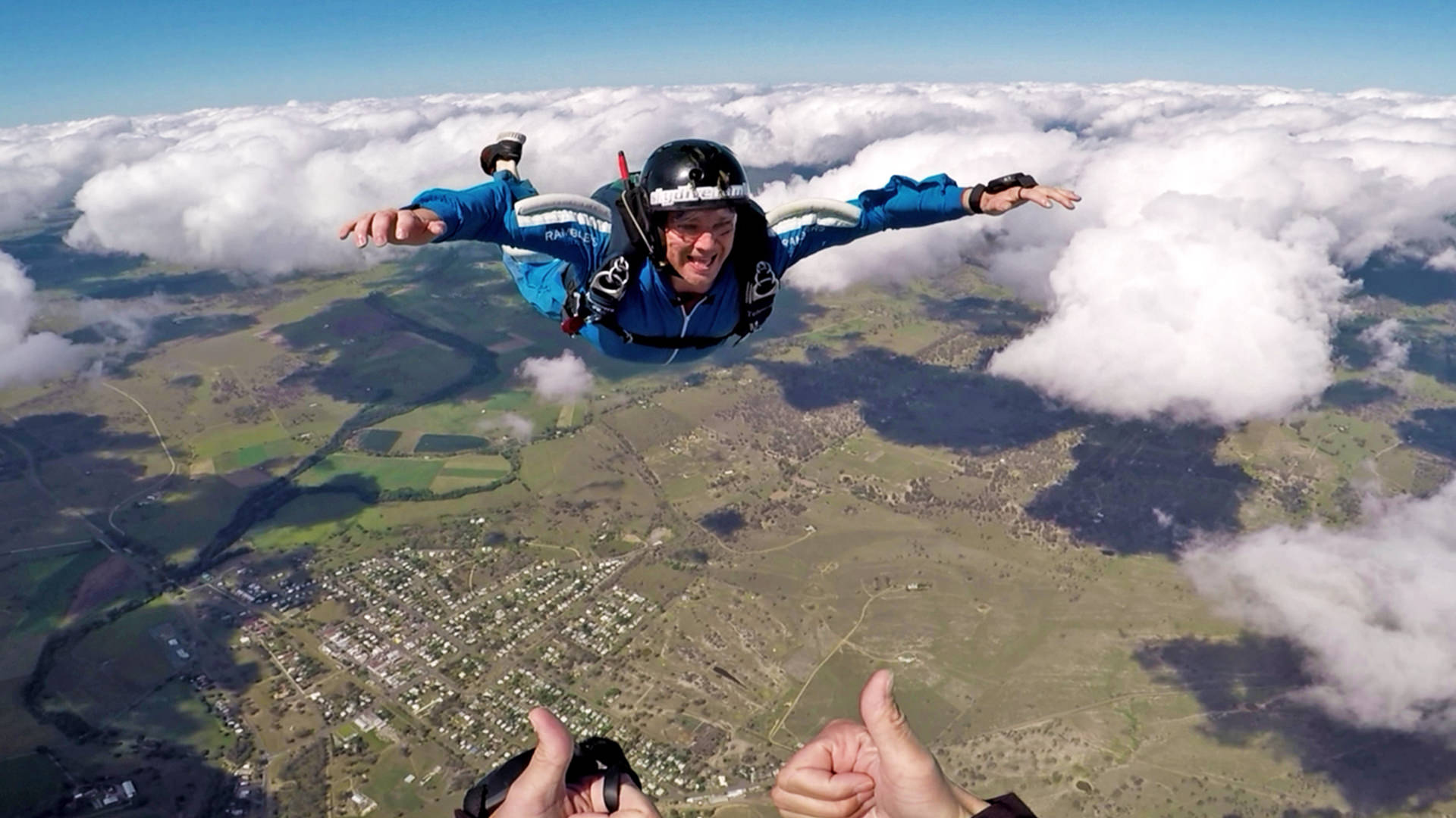 P17 Michael AFF8 finally got a smile 14 jan Sara | Skydive Ramblers